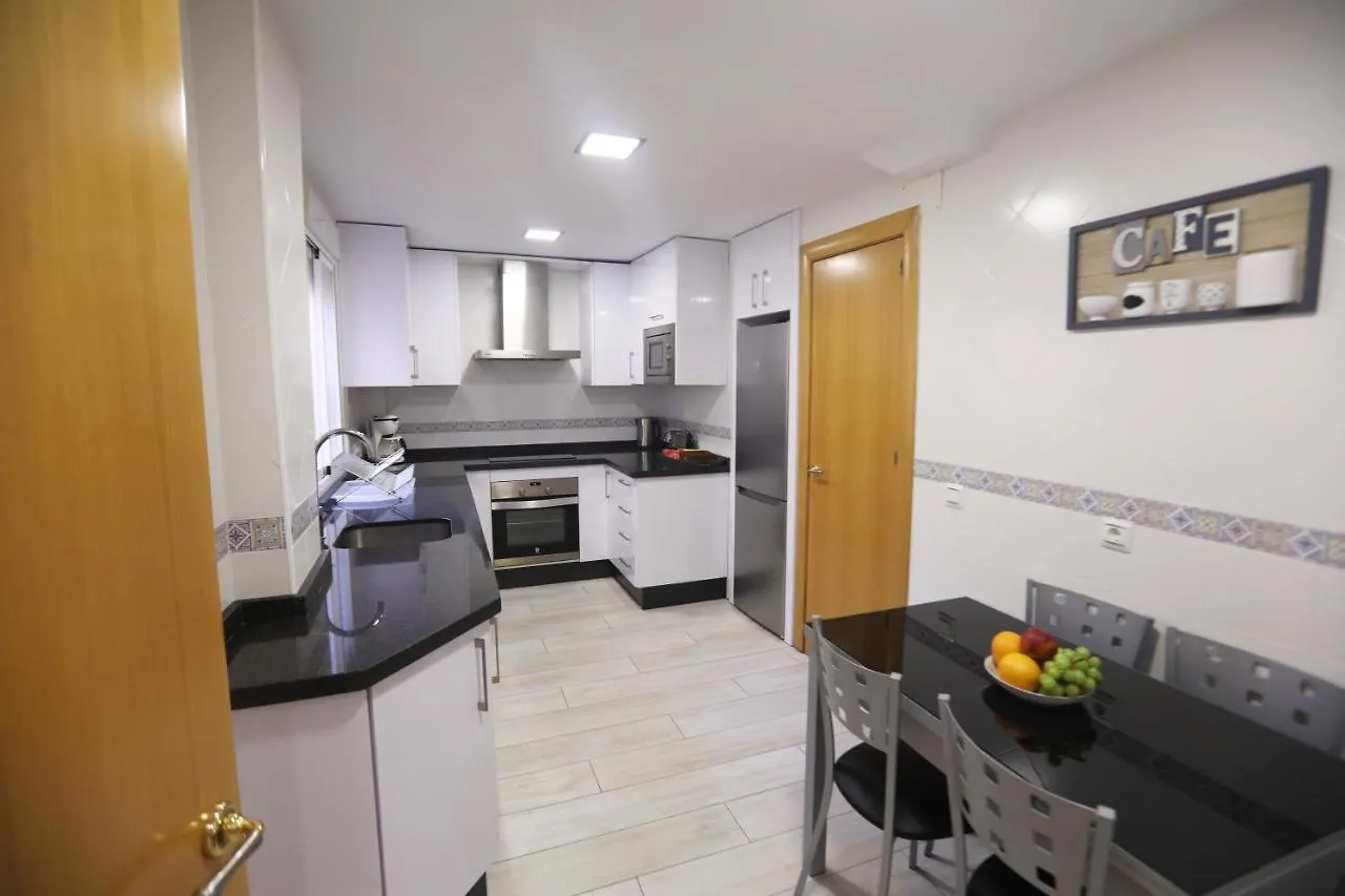 Apartamento Montes De Oca مالقة